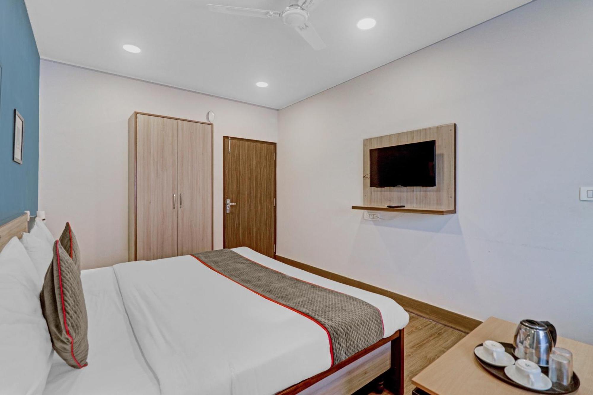 Hotel O Bharat'S Heritage Нью-Дели Экстерьер фото